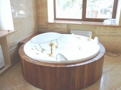 Интерьер ванной комнаты, натуральный тик, Пермь